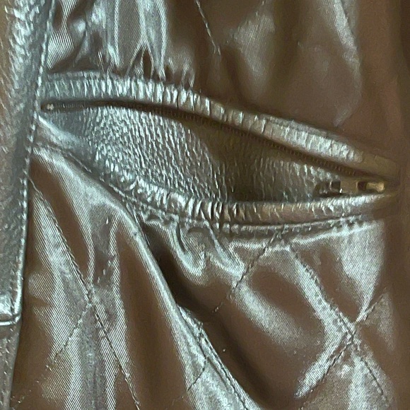 Mens black leather jacket - Picture 5 of 7